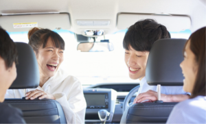 日本と世界におけるカーシェアリングの進化と現状