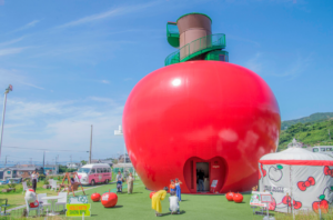 関西地区のオリックスレンタカー利用者必見！AWAJI HELLO KITTY APPLE LANDで特別割引キャンペーン